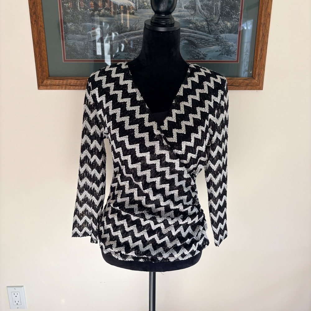 MSK Chevron Wrap Top Womens Medium Black White Metallic Zig Zag Long Sleeve